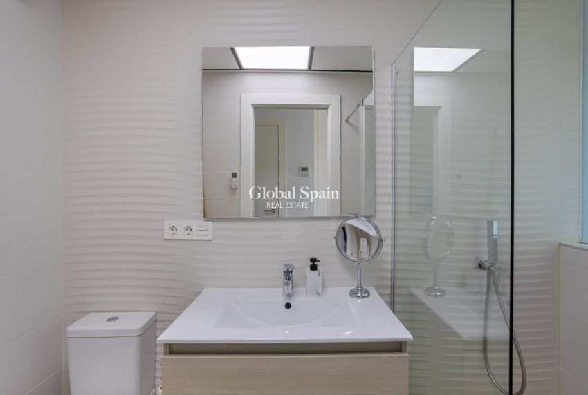 Venta - VILLA -
BENIJÓFAR - Costa Blanca