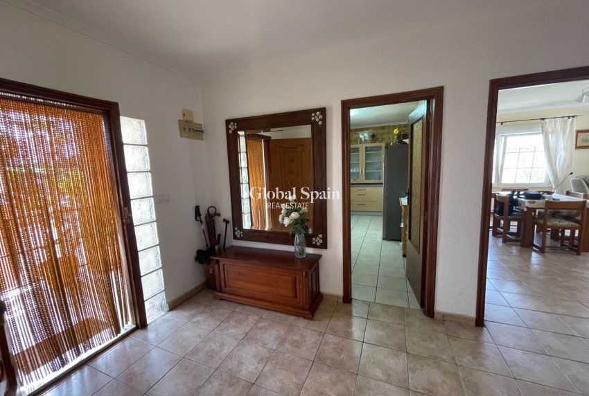 Venta - VILLA -
BENIJÓFAR - Costa Blanca