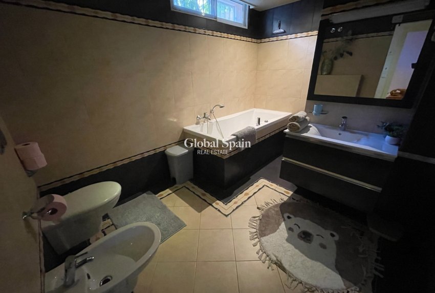 Venta - VILLA -
BENIJÓFAR - Costa Blanca