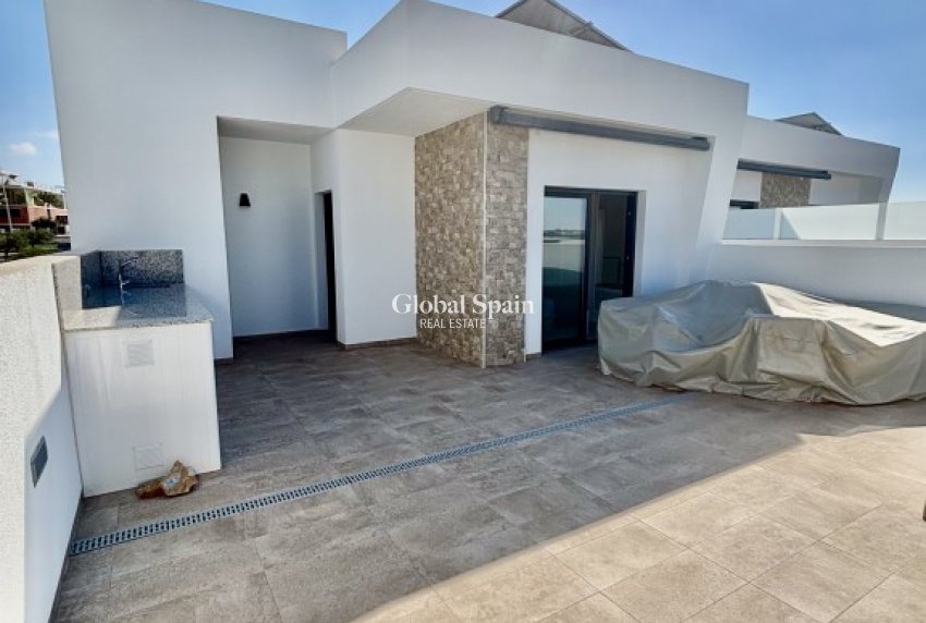 Venta - VILLA -
BENIJÓFAR - Costa Blanca