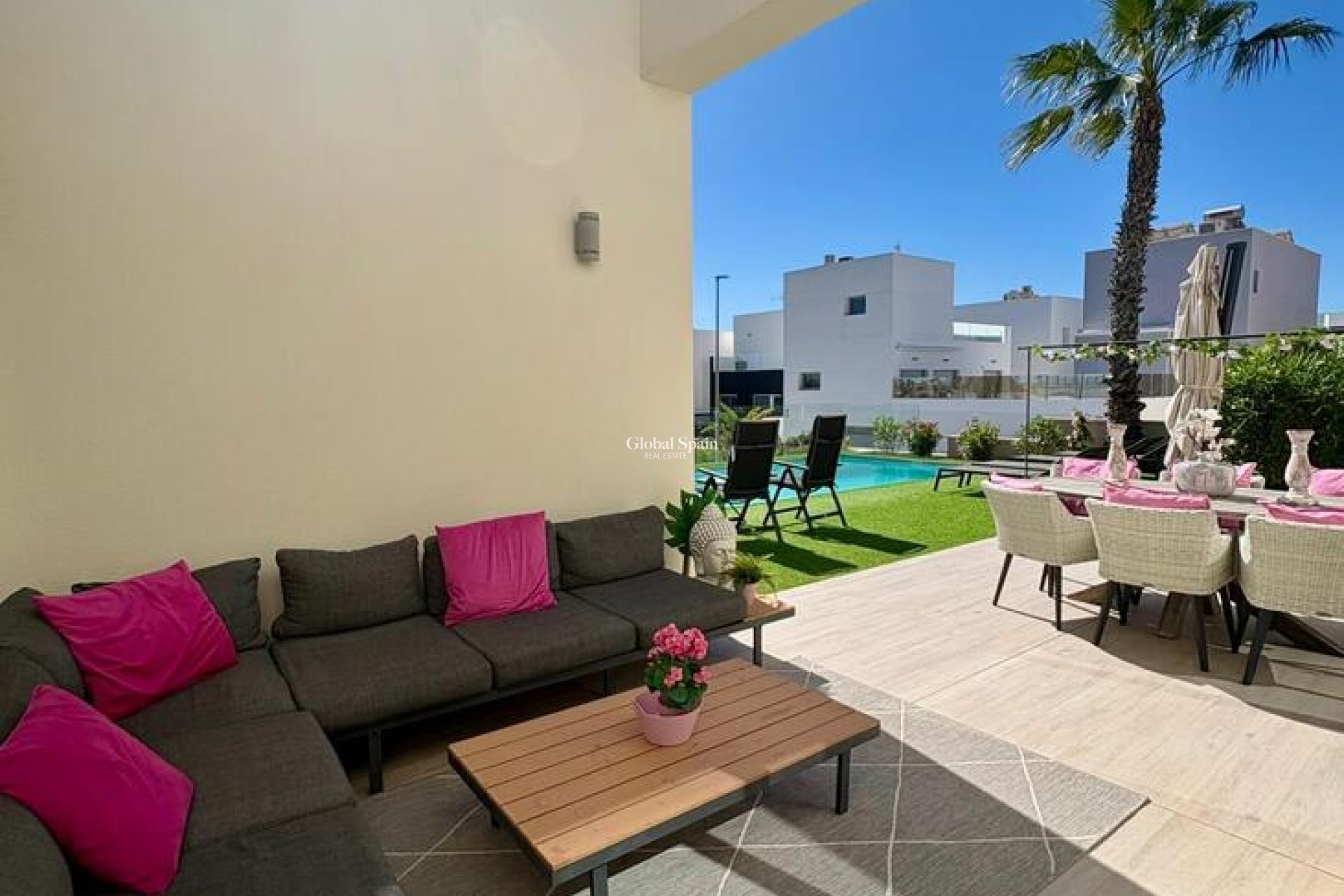 Venta - VILLA -
BENIJÓFAR - Costa Blanca