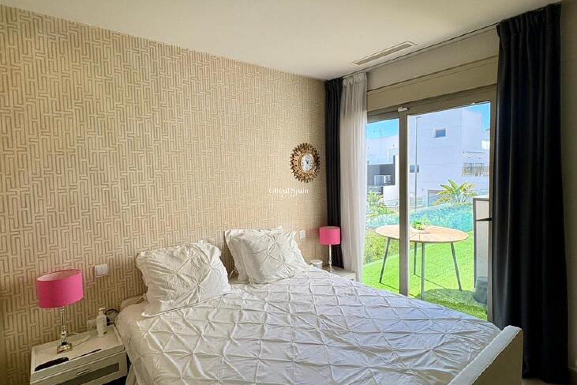 Venta - VILLA -
BENIJÓFAR - Costa Blanca