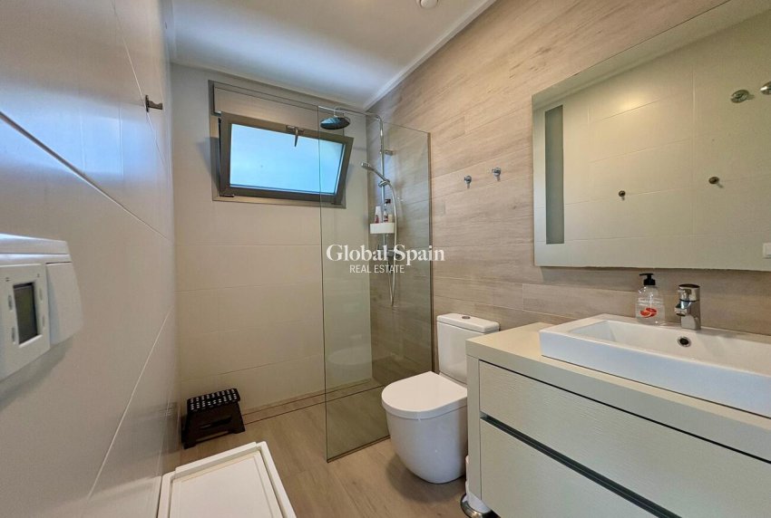 Venta - VILLA -
BENIJÓFAR - Costa Blanca