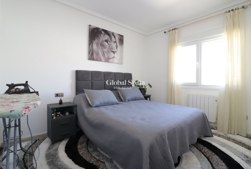 Venta - VILLA -
Benijofar - Monte Azul