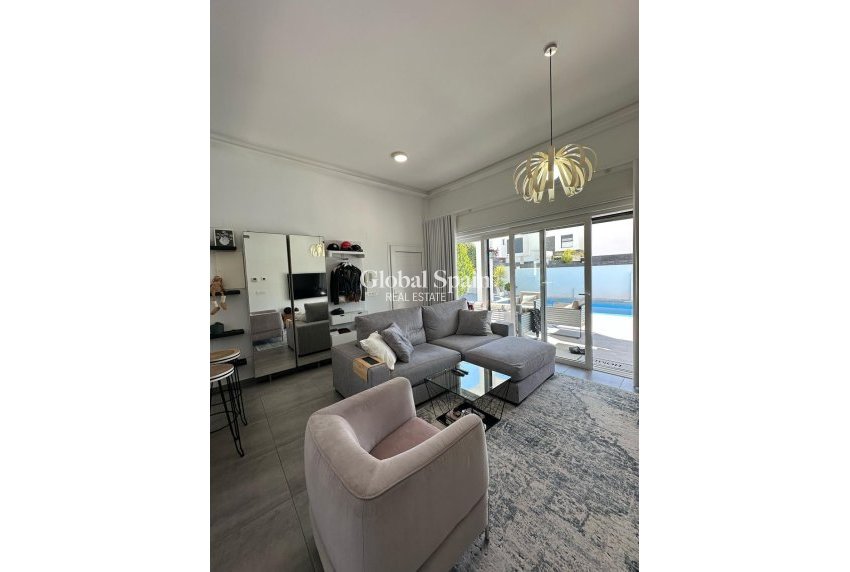 Venta - Villa -
BENIJÓFAR - Pueblo 4