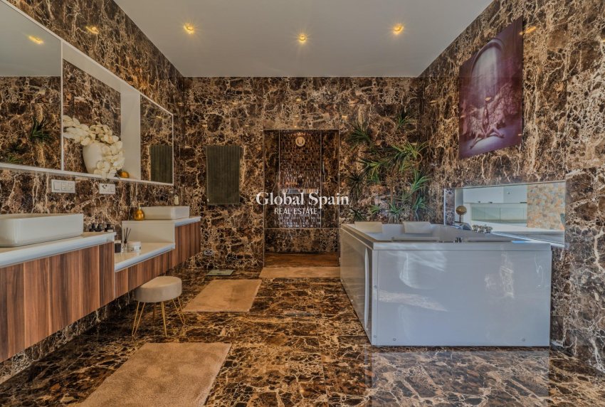 Venta - VILLA -
BENIJÓFAR - Residencial Benimar