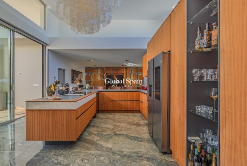 Venta - VILLA -
BENIJÓFAR - Residencial Benimar