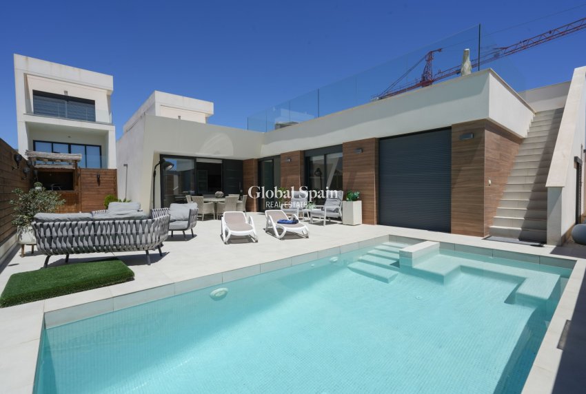 Venta - VILLA -
BENIJÓFAR