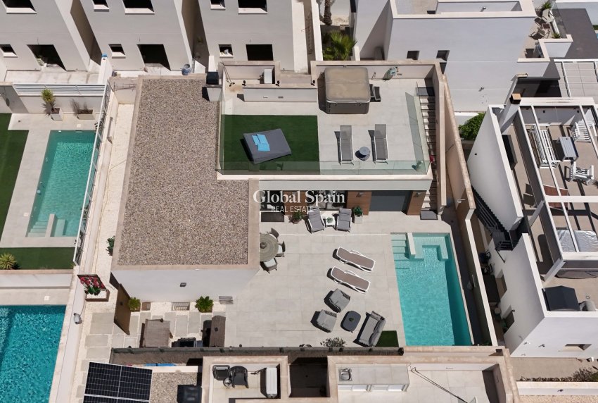 Venta - VILLA -
BENIJÓFAR
