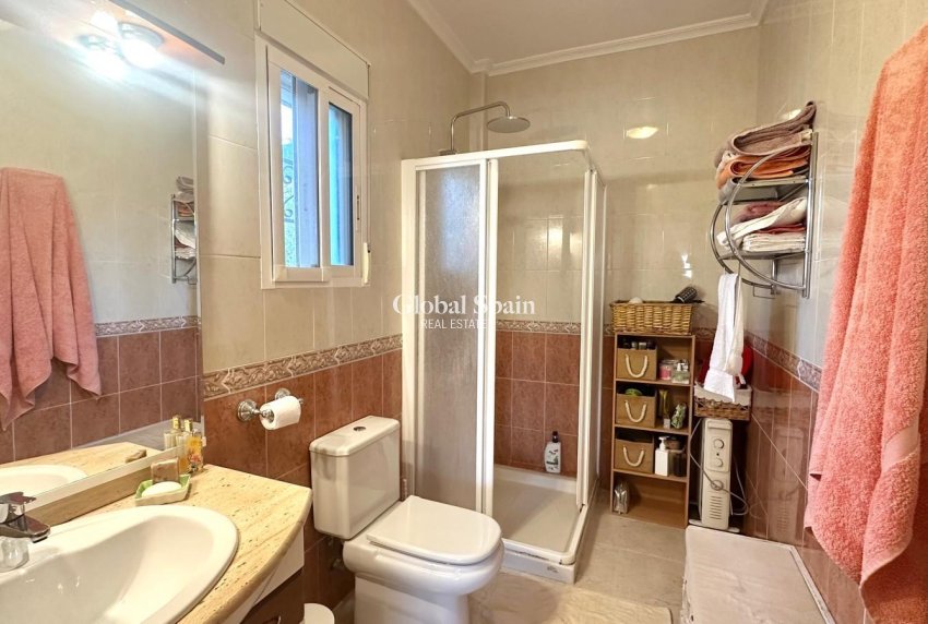 Venta - VILLA -
BIGASTRO - Comunidad Valenciana