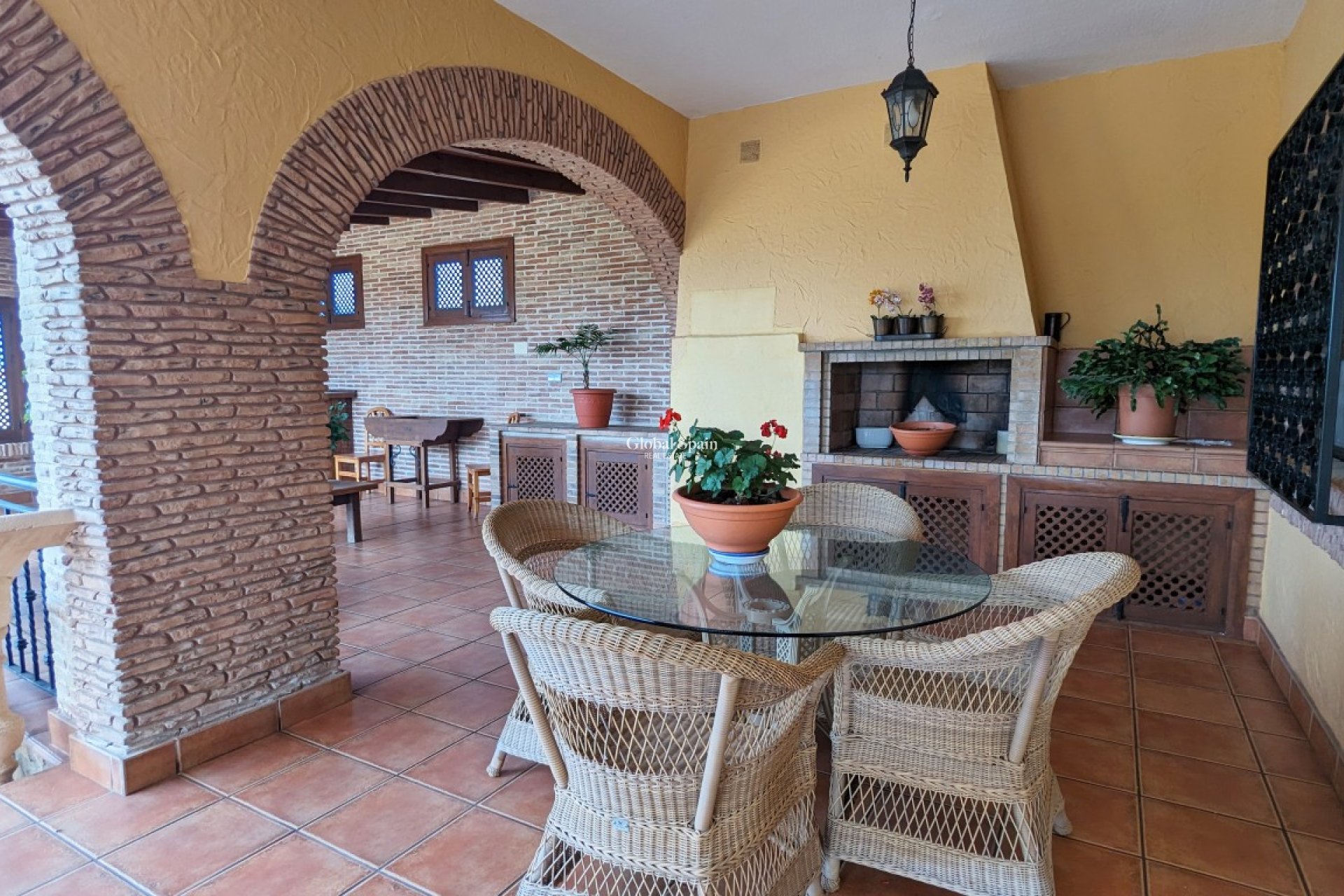 Venta - VILLA -
BIGASTRO - Inland