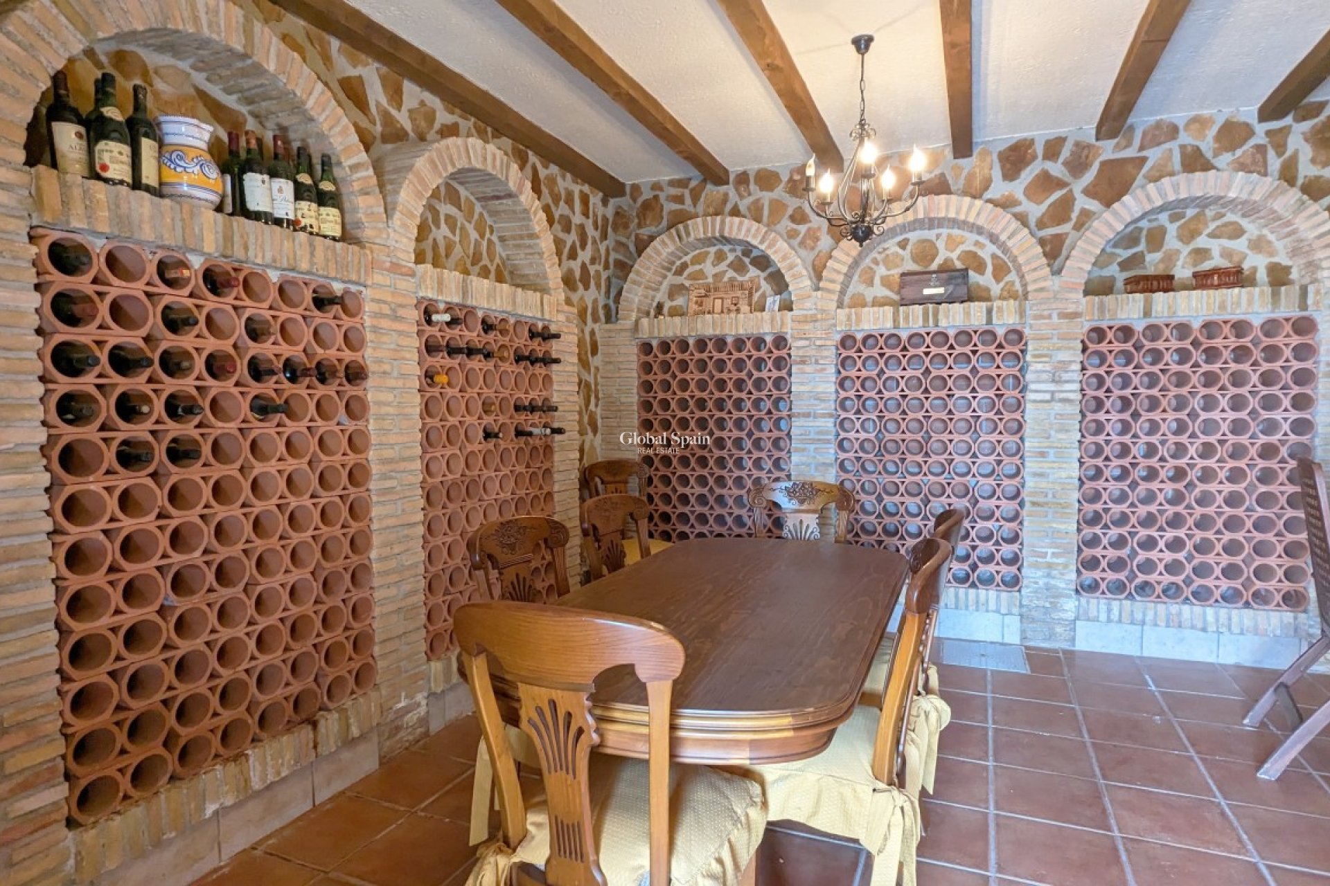 Venta - VILLA -
BIGASTRO - Inland