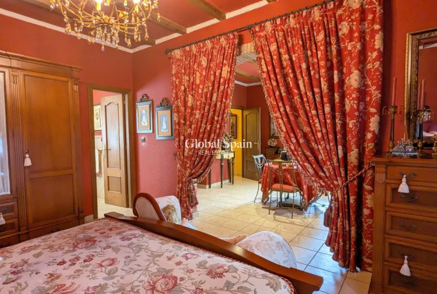 Venta - VILLA -
BIGASTRO - Inland