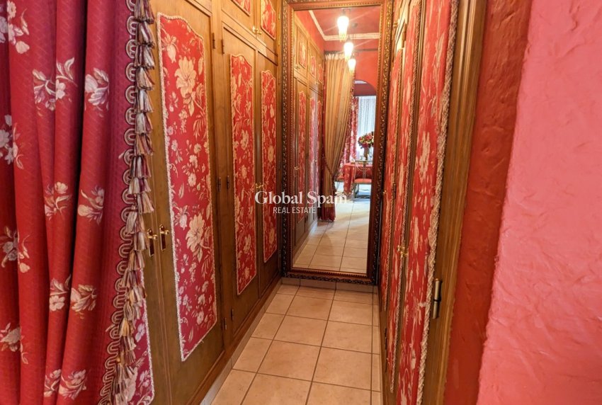 Venta - VILLA -
BIGASTRO - Inland