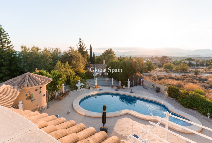 Venta - VILLA -
BUSOT - Costa Blanca