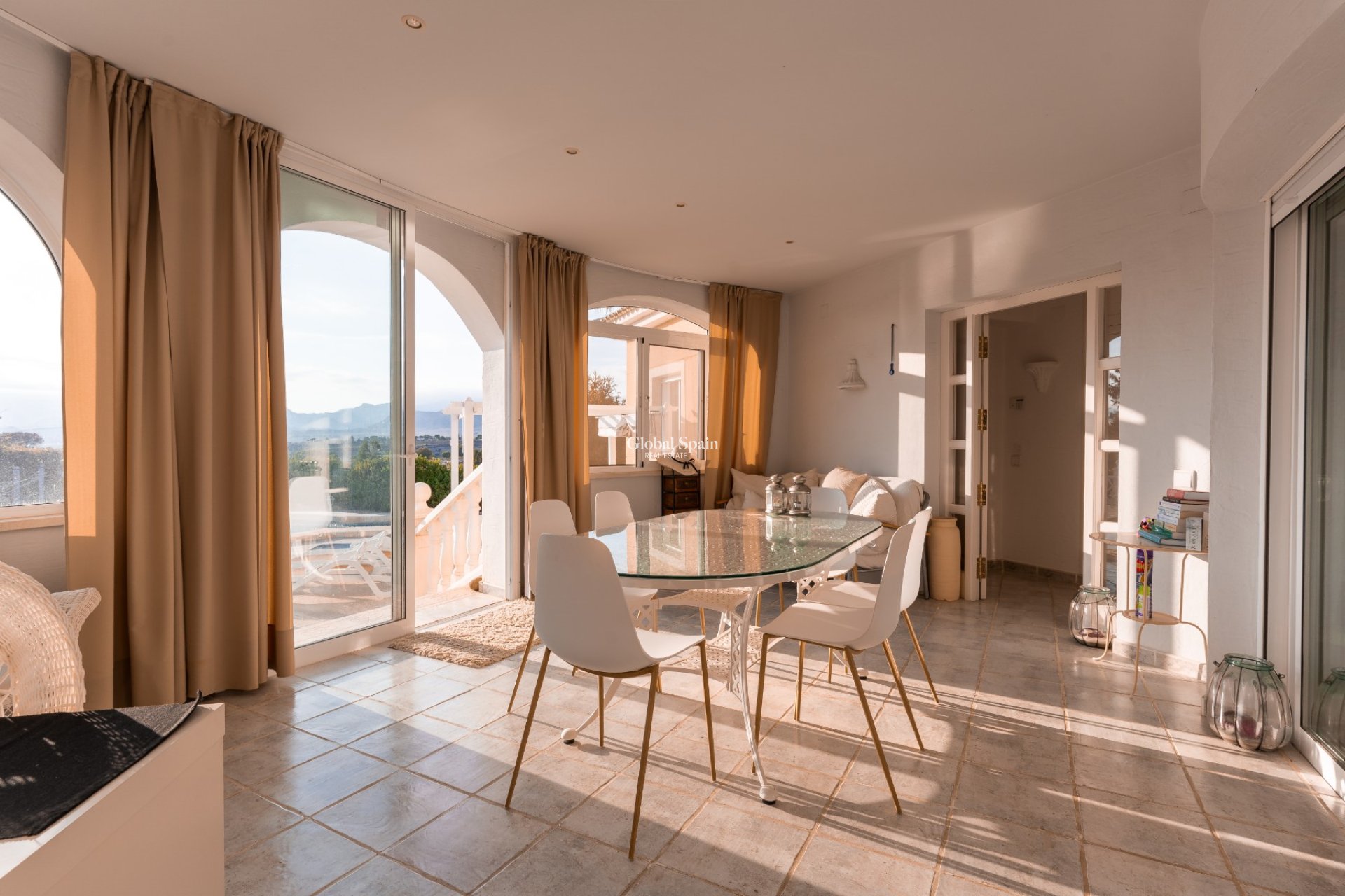 Venta - VILLA -
BUSOT - Costa Blanca