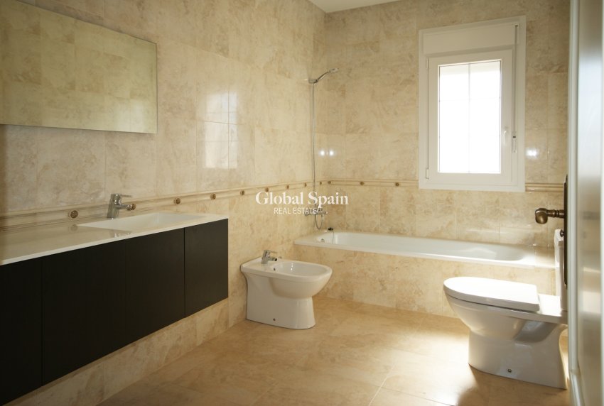 Venta - VILLA -
CABO ROIG - Costa Blanca