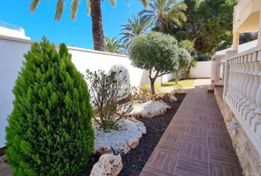 Venta - VILLA -
CABO ROIG - Costa Blanca