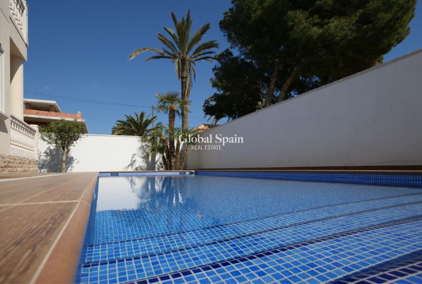 Venta - VILLA -
CABO ROIG - Costa Blanca