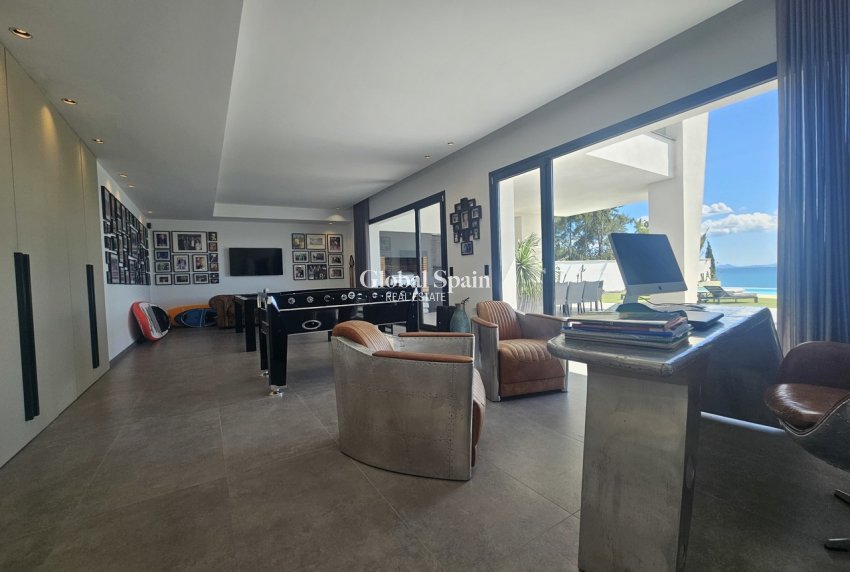 Venta - VILLA -
CABO ROIG - Costa Blanca