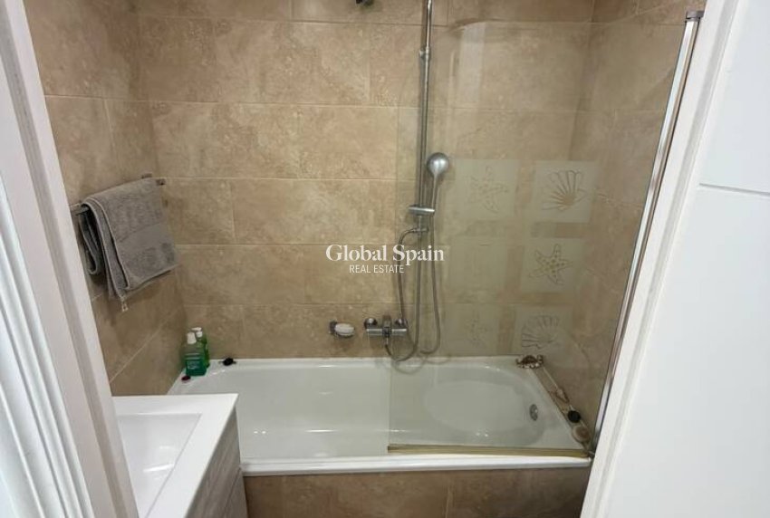 Venta - VILLA -
CABO ROIG - Costa Blanca