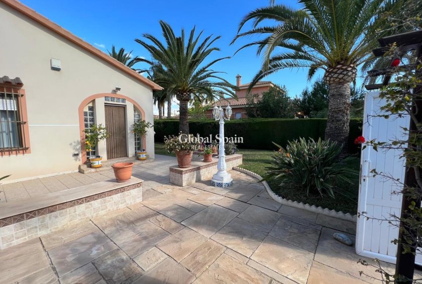 Venta - VILLA -
CABO ROIG - Costa Blanca