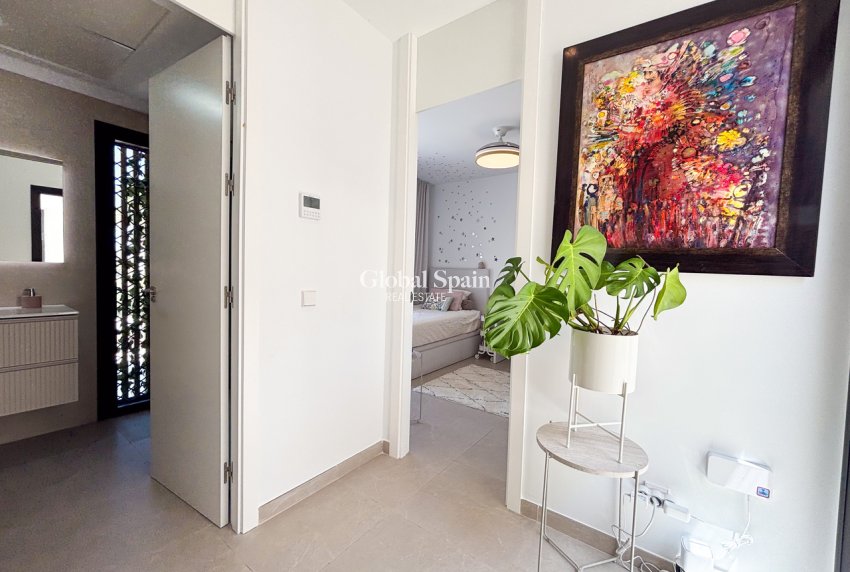 Venta - VILLA -
CABO ROIG - Costa Blanca