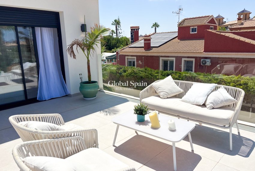 Venta - VILLA -
CABO ROIG - Costa Blanca