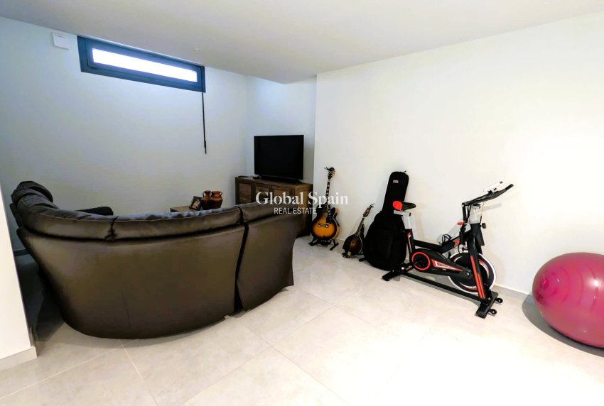 Venta - VILLA -
CABO ROIG - Costa Blanca