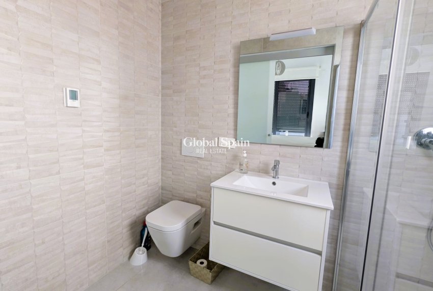 Venta - VILLA -
CABO ROIG - Costa Blanca