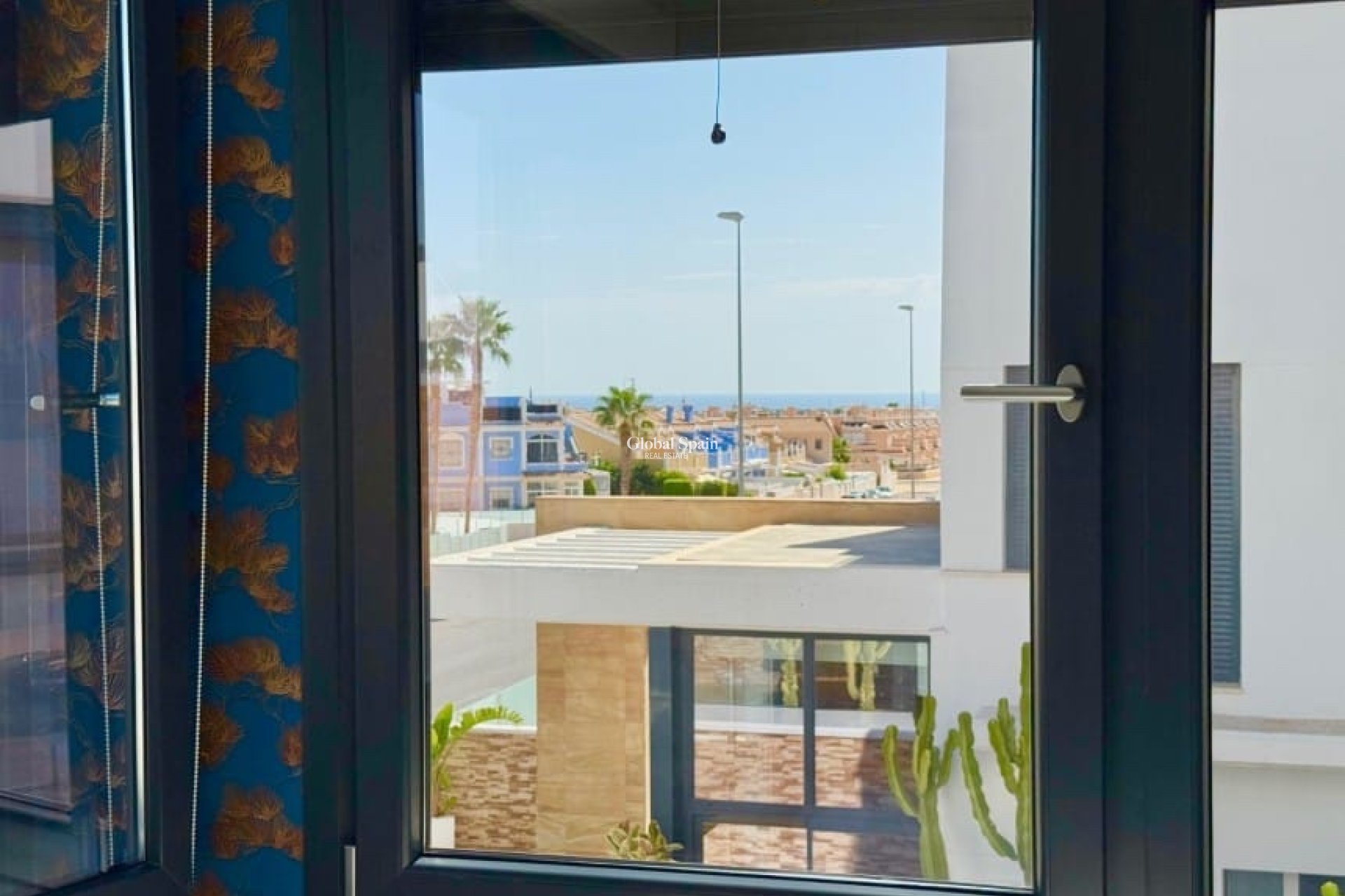 Venta - VILLA -
CABO ROIG - Costa Blanca