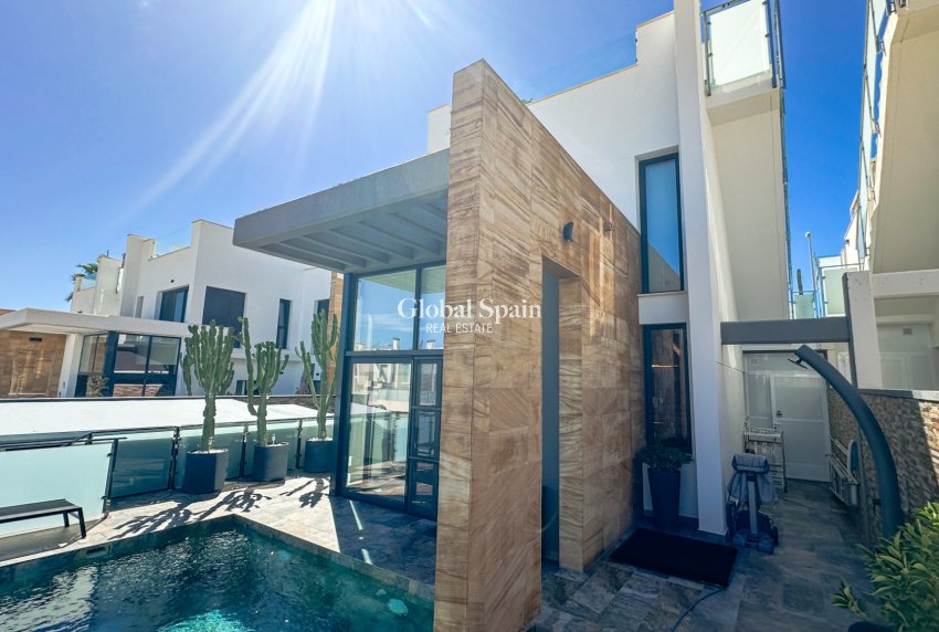 Venta - VILLA -
CABO ROIG - Costa Blanca