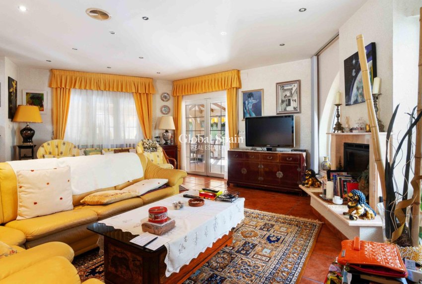 Venta - VILLA -
CABO ROIG - MUY CERCA DE LA PLAYA