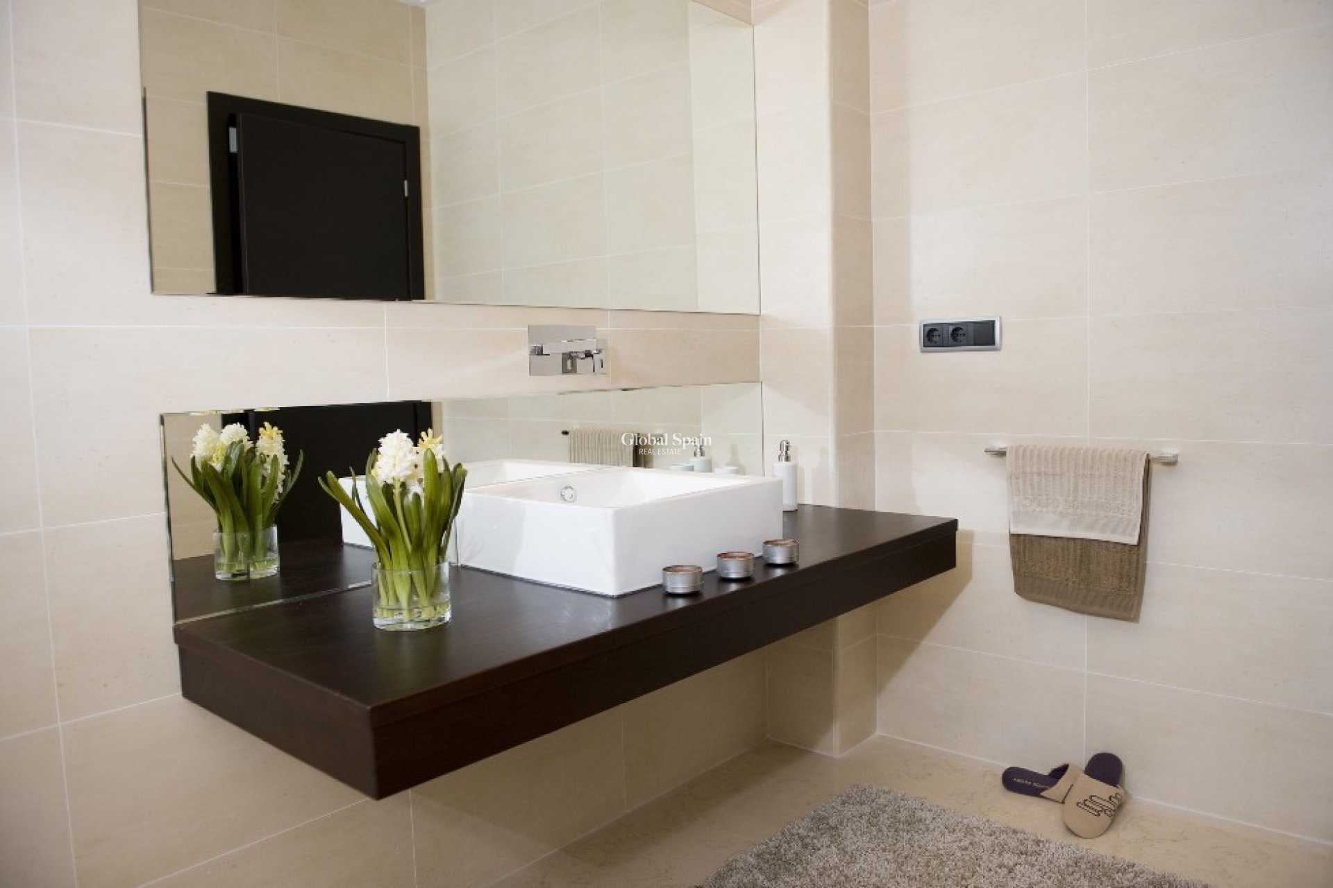 Venta - Villa -
CABO ROIG