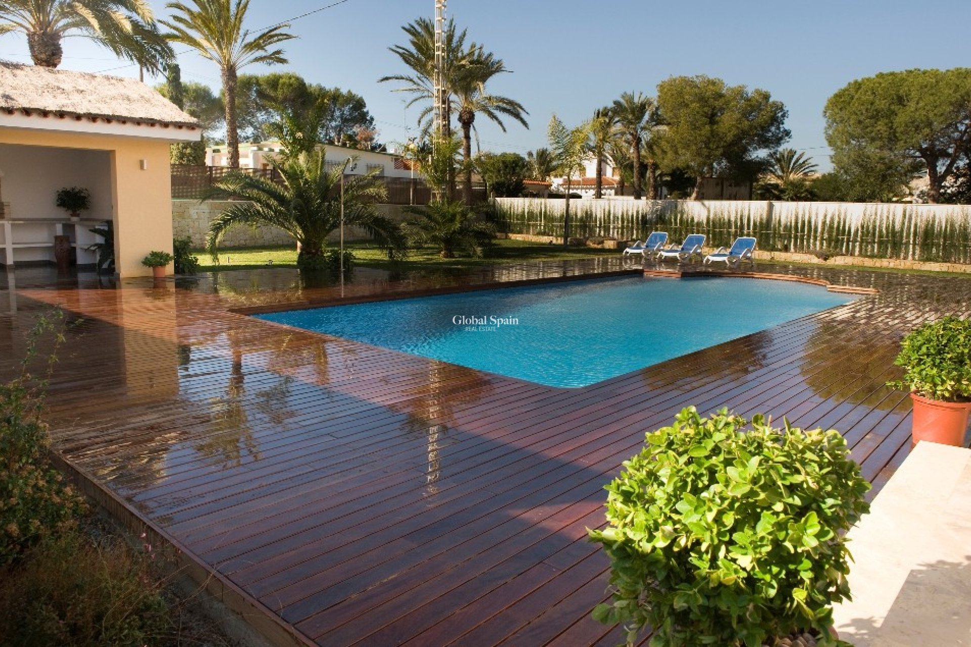 Venta - Villa -
CABO ROIG