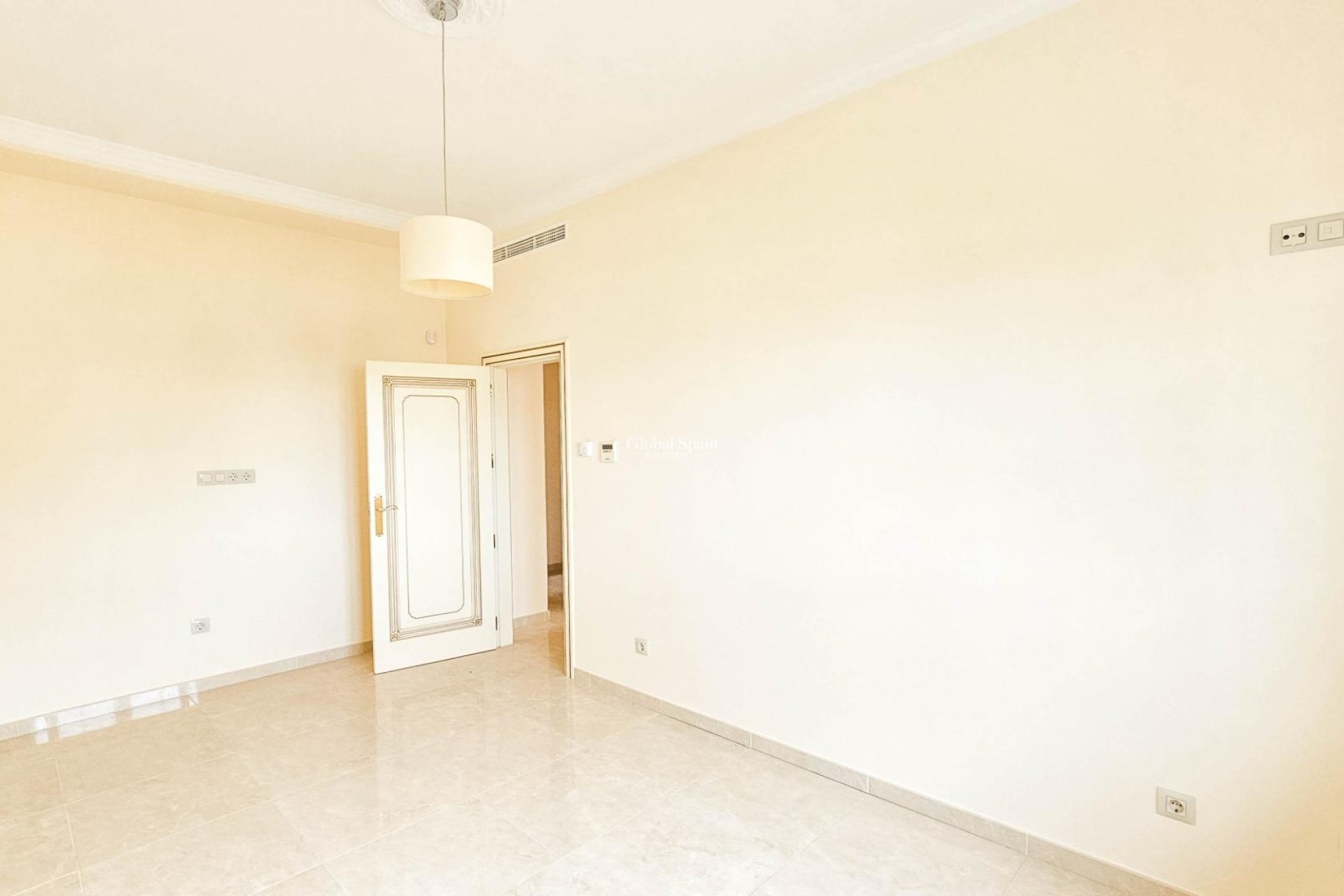 Venta - VILLA -
CABO ROIG