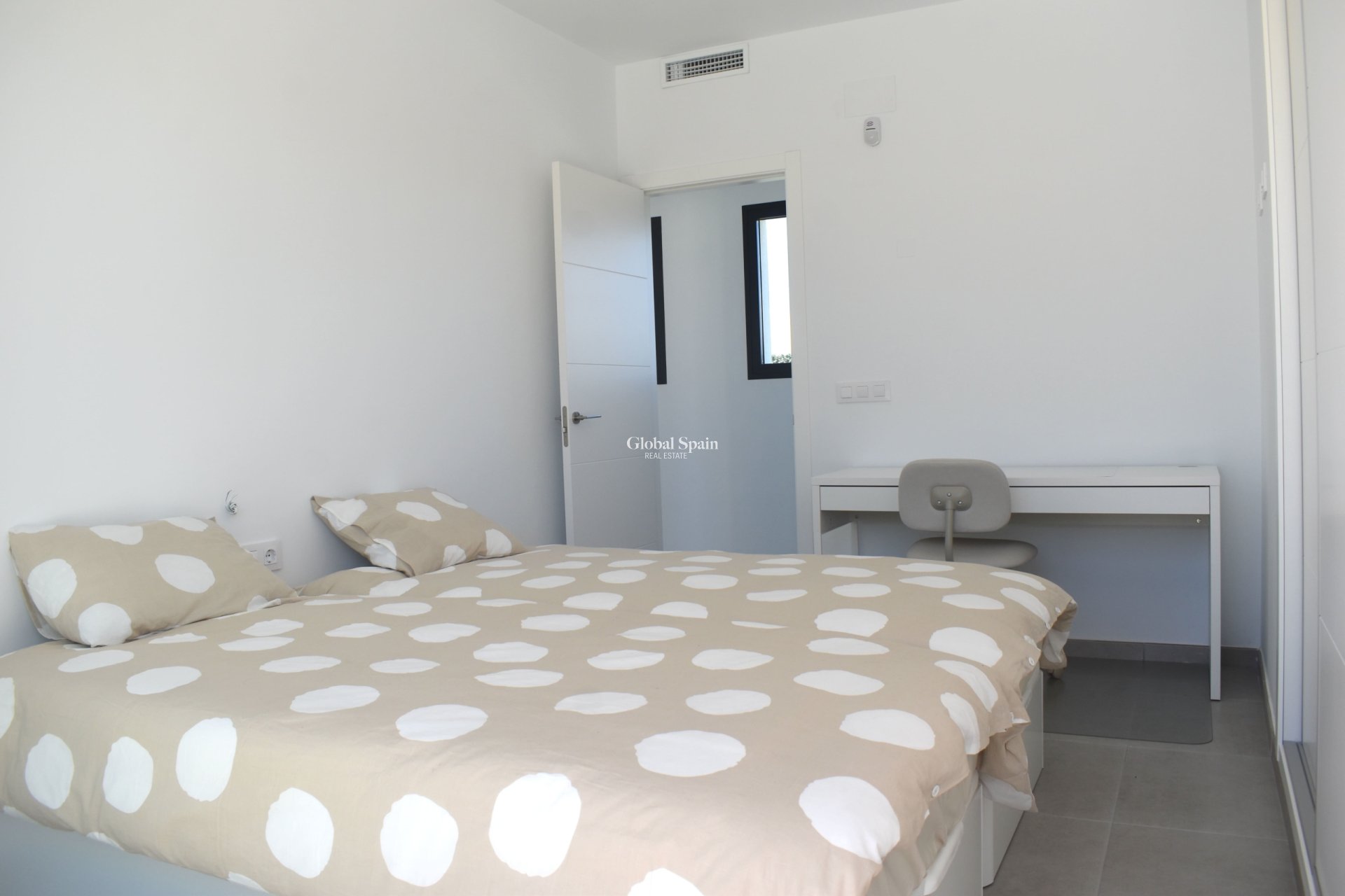 Venta - VILLA -
CALASPARRA - Inland