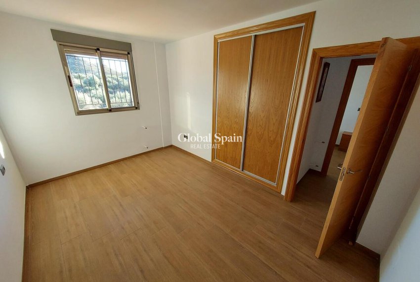 Venta - VILLA -
CALASPARRA - Inland