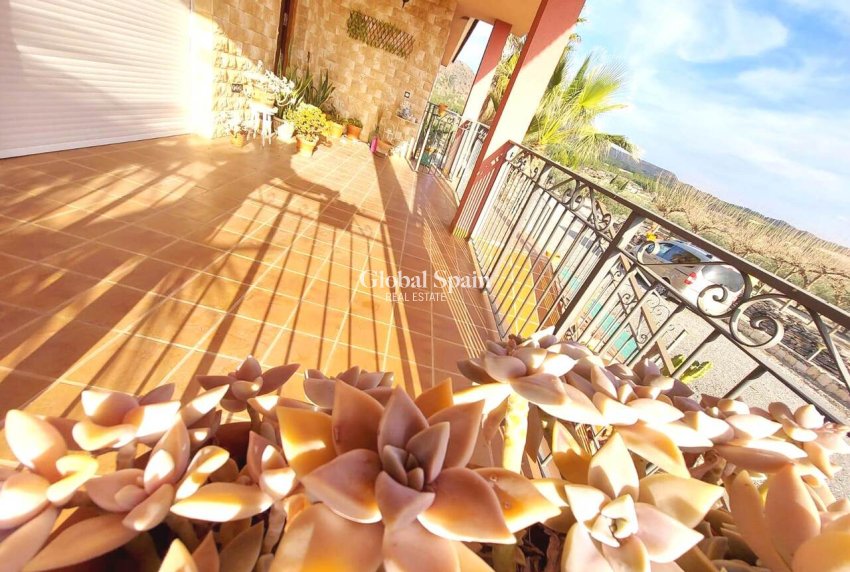 Venta - VILLA -
CALASPARRA - Inland