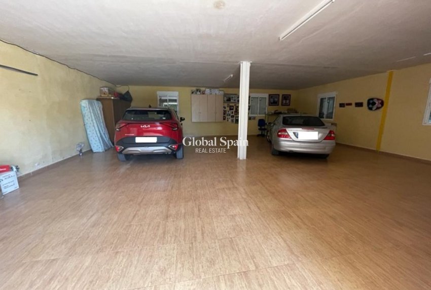 Venta - VILLA -
CALASPARRA - Inland