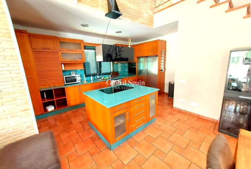 Venta - VILLA -
CALASPARRA - Inland