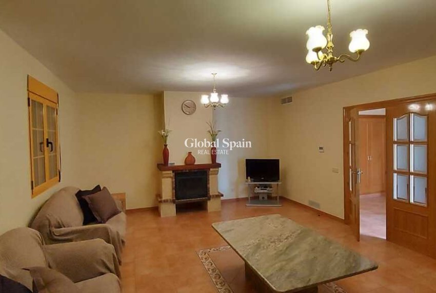 Venta - VILLA -
CALASPARRA - Inland