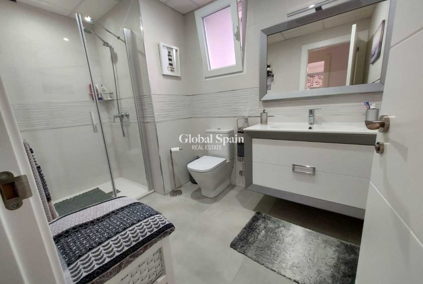 Venta - VILLA -
CALASPARRA - Inland