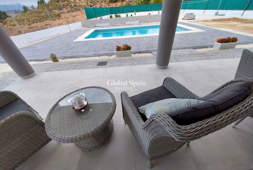 Venta - VILLA -
CALASPARRA - Inland