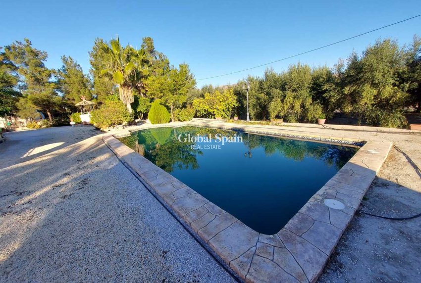Venta - VILLA -
CALASPARRA - Inland