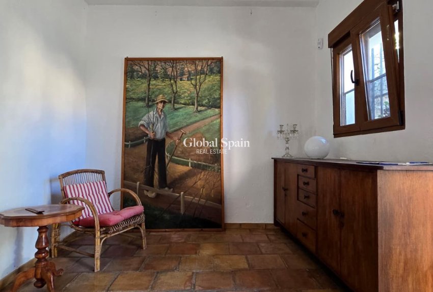 Venta - VILLA -
CALLOSA D'EN SARRIÀ - Callosa De Ensarrià