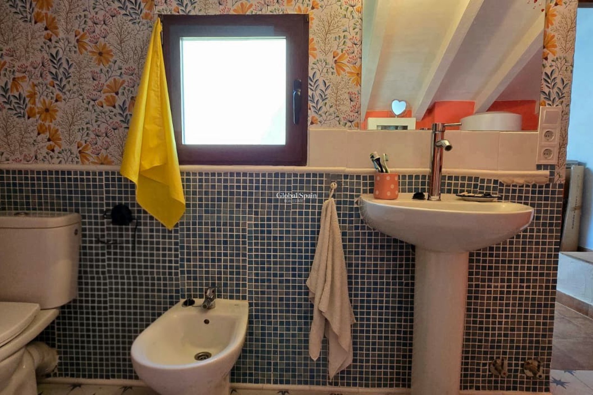 Venta - VILLA -
CALLOSA D'EN SARRIÀ - Callosa De Ensarrià