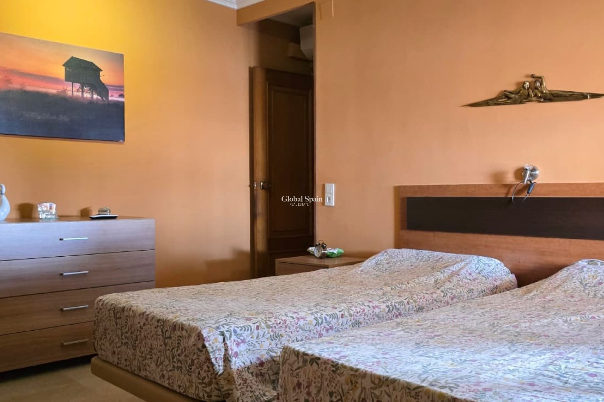 Venta - VILLA -
CALLOSA D'EN SARRIÀ - Callosa De Ensarrià