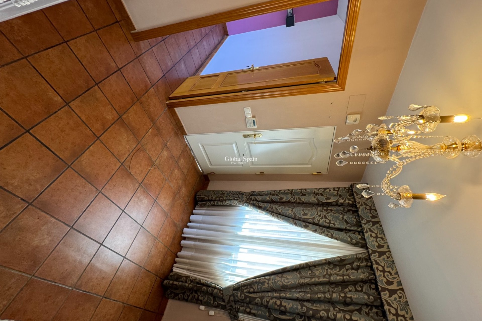 Venta - VILLA -
CALLOSA D'EN SARRIÀ - Callosa De Ensarrià