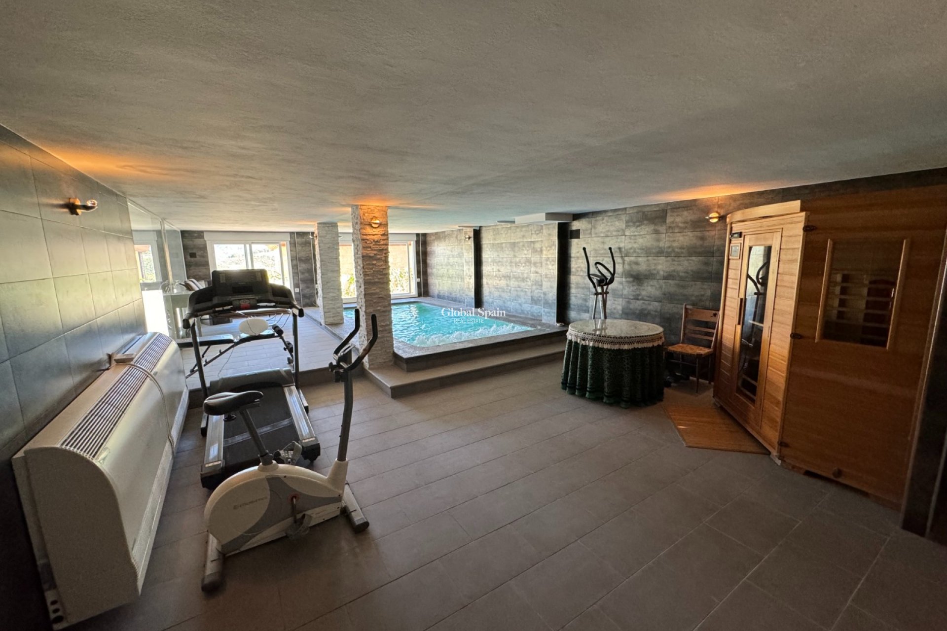 Venta - VILLA -
CALLOSA D'EN SARRIÀ - Callosa De Ensarrià